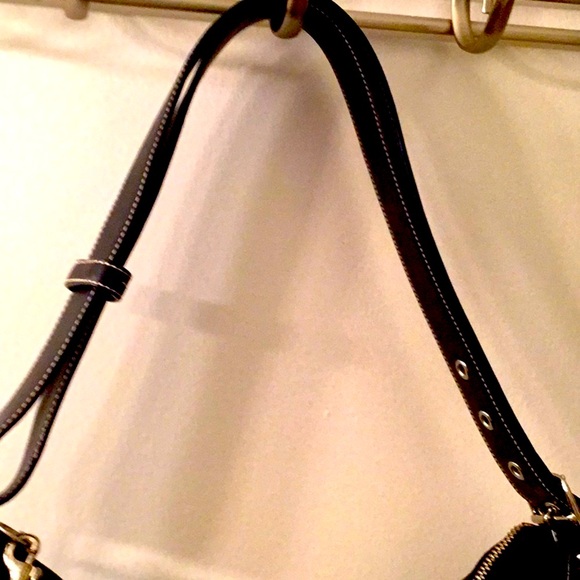 Coach Black Bag JUST REDUCED FOR THE LAST TIME - Picture 4 of 8